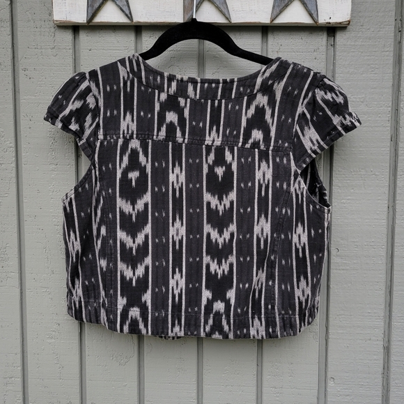 Vintage Aztec Cover-Up 🖤 - Picture 2 of 5